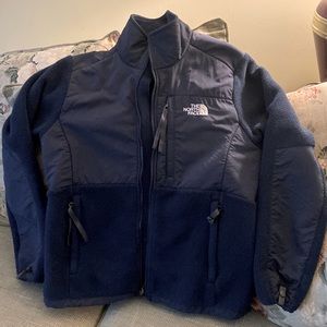 The North Face, women’s medium GUC Navy Denali Fleece